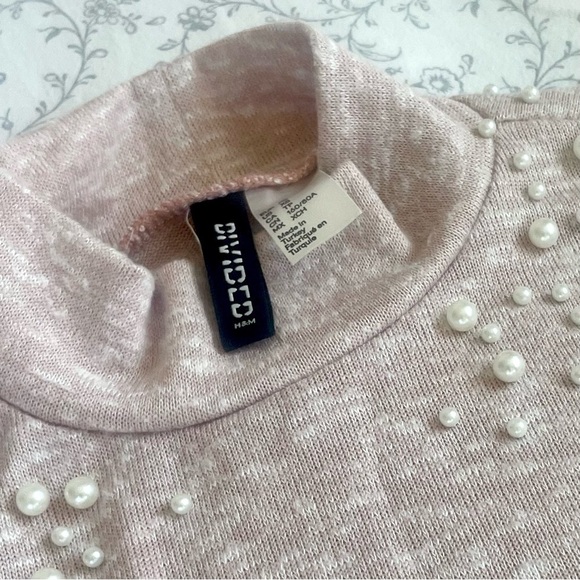 H&M pearl applique mock turtleneck - Picture 2 of 3